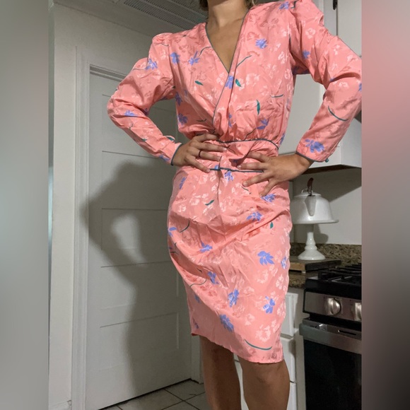 Vintage Flora Kung silk dress size 8🌷 - Picture 3 of 11